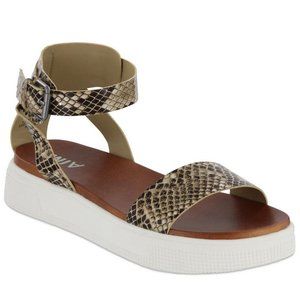NWT/NIB sz 6.5 MIA Ellen SAF Sneaker Bottom Sandal
